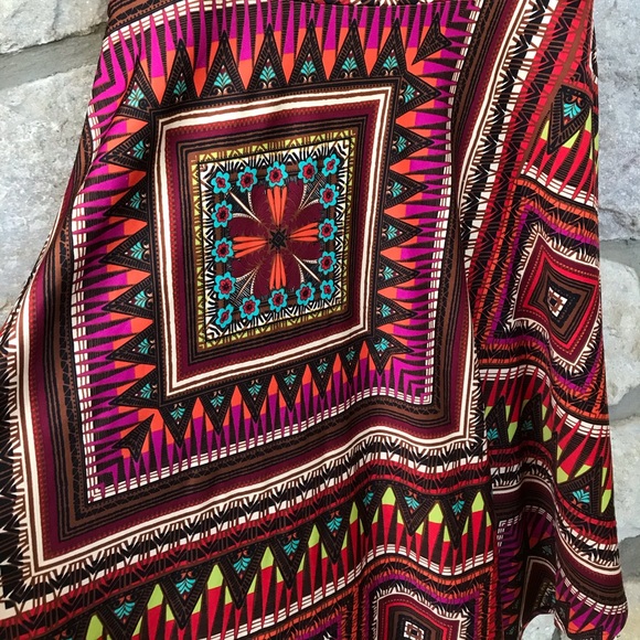 Nice Handkerchief Hem Skirt - NWOT! - Picture 4 of 6